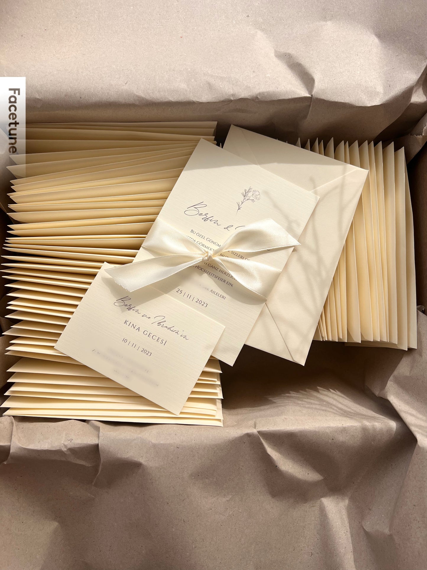Creme Einladung mti Satinband I "Dream in Cream" SafDesign