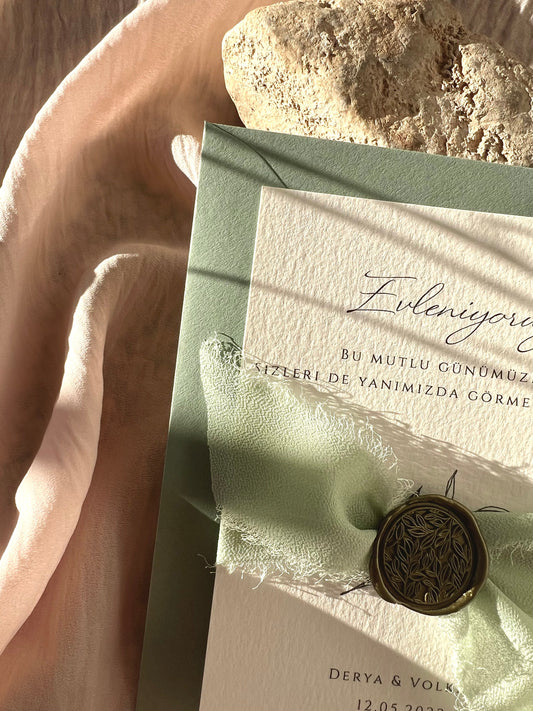 Eukalyptus Einladung mit Seidenband und Wachssiegel I SafDesign