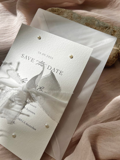 Carte de sauvegarde minimaliste I White Flower