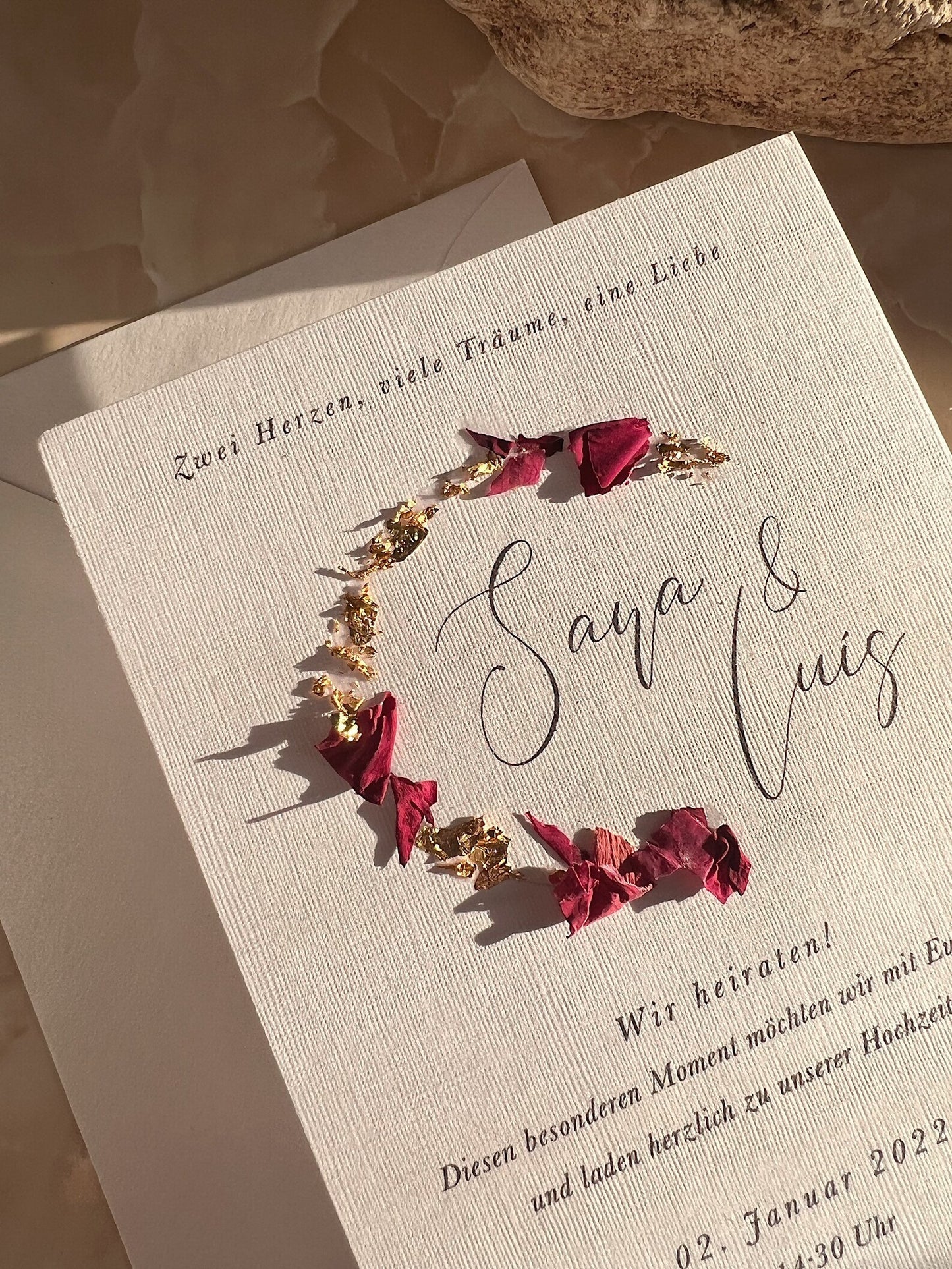 Golden & Roses I Hochzeitseinladung mit Blattgold