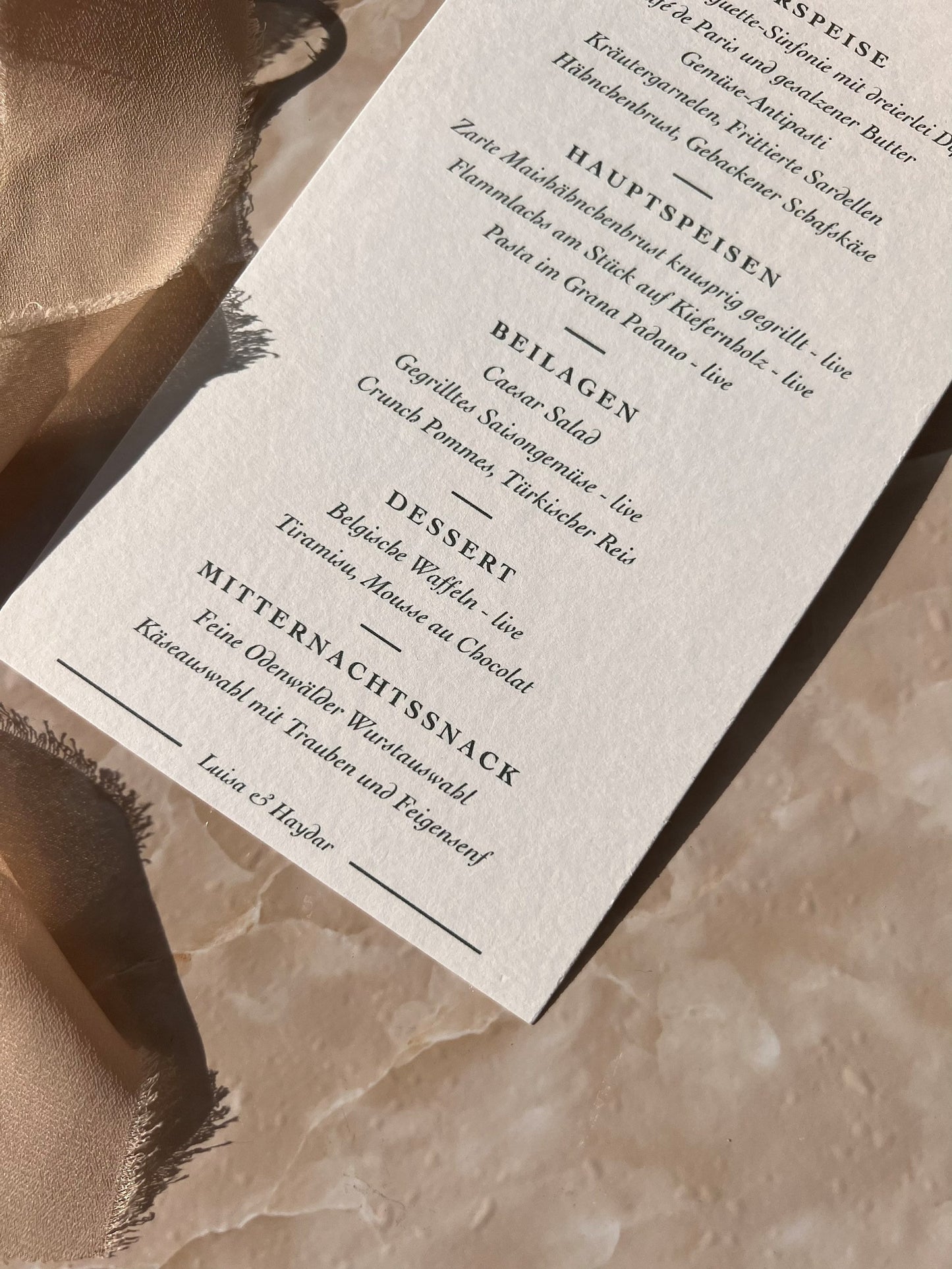 Minimal menu card I place card, gold leaf 